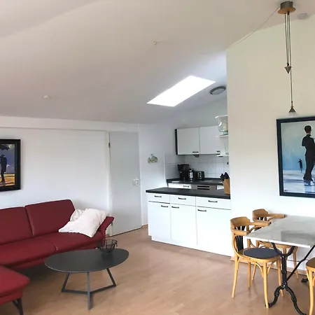 3-zimmerappartement G-o-d-e-w-i-n-d